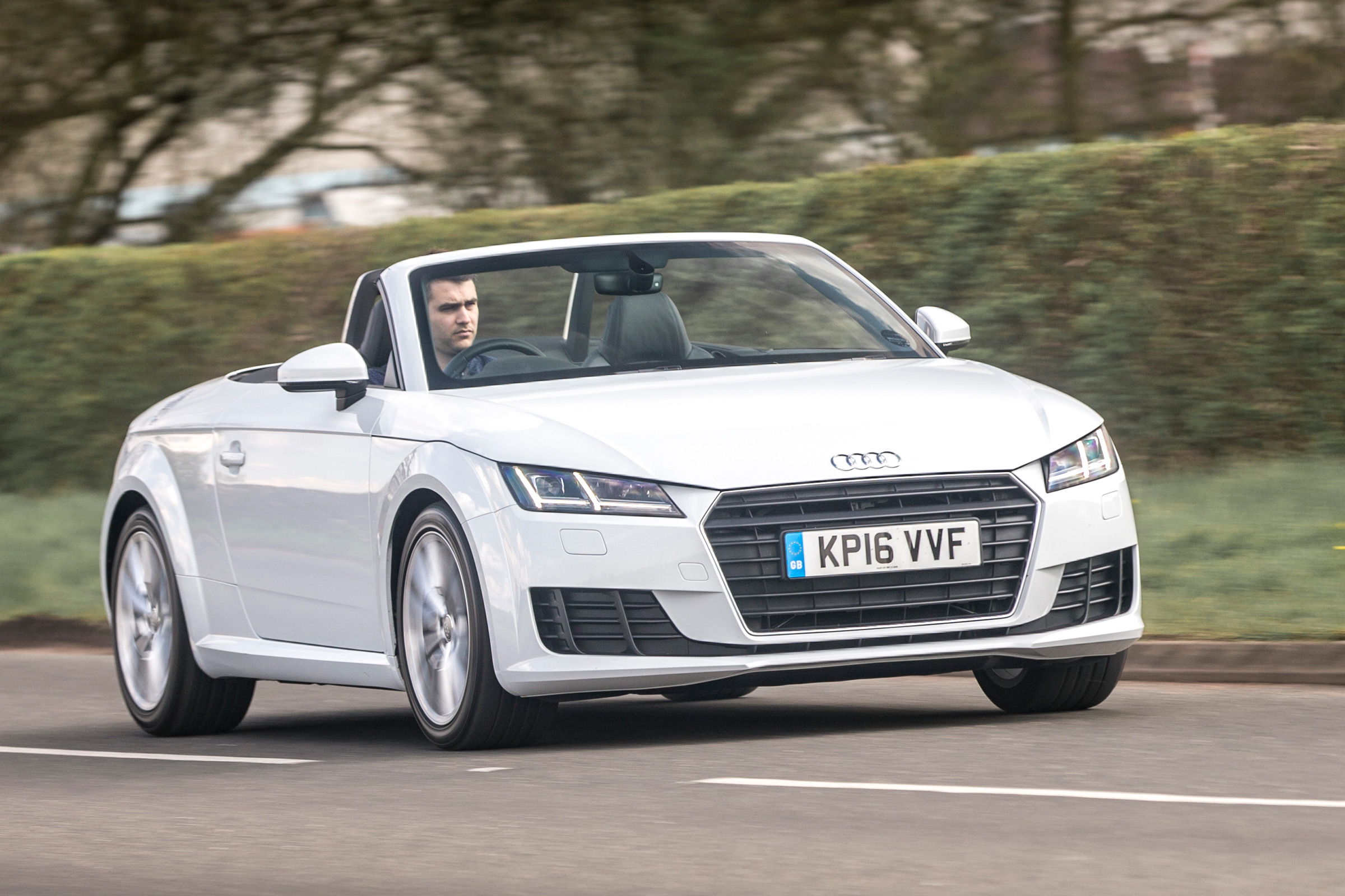 Audi TT 1.8 TFSI Roadster 2016 review | Auto Express