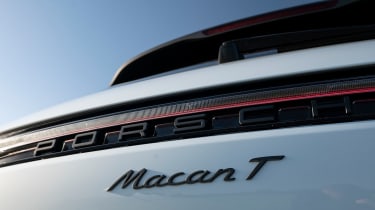 Porsche Macan T - rear badge