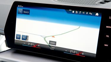 Used BMW X1 Mk3 screen 2