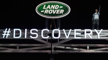 New Land Rover Discovery launch event with LEGO - pictures 