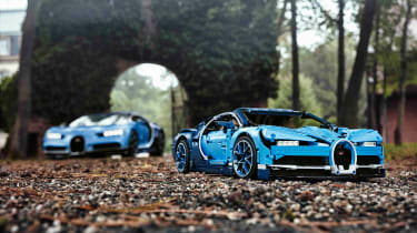 Bugatti Chiron LEGO - front