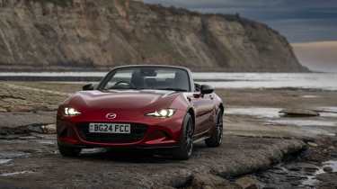 Mazda MX-5 - front static