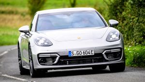 New%20Porsche%20Panamera%204S%20E-Hybrid%202020-23.jpg