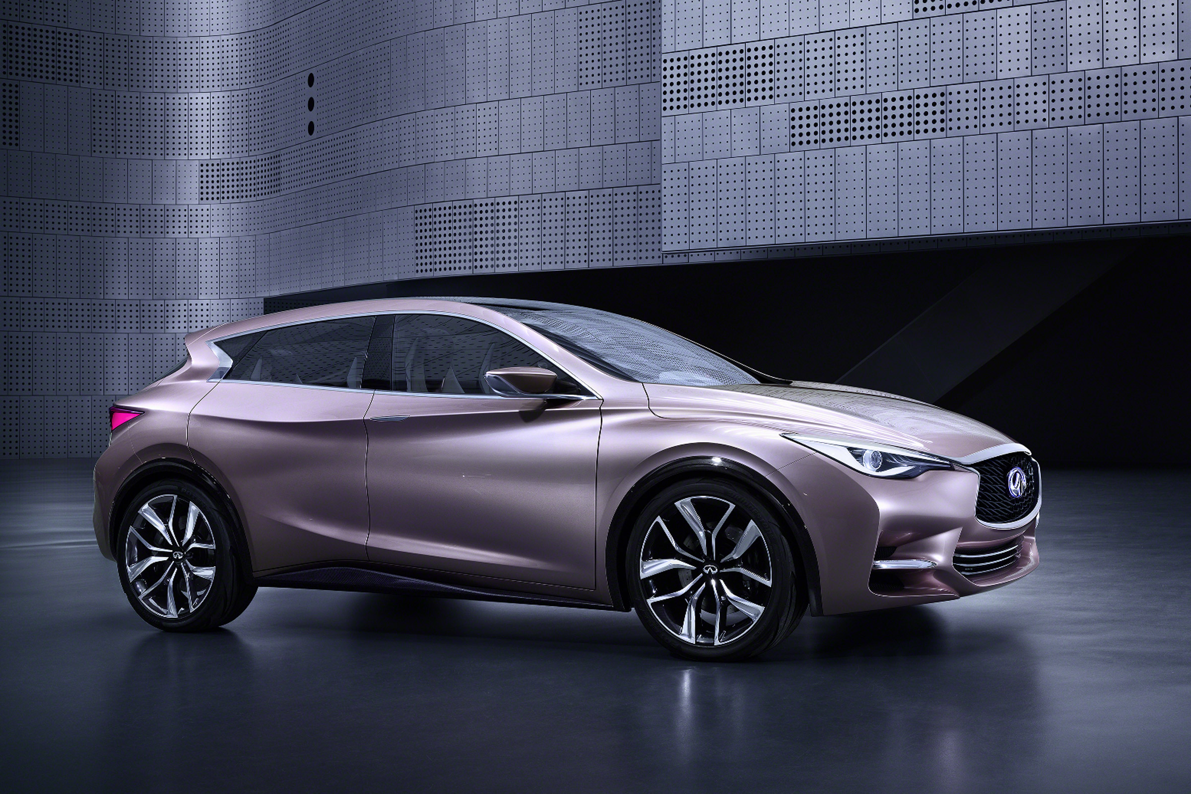 New Infiniti Q30 creates 300 UK jobs | Auto Express