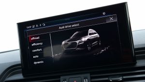 Audi Q5 40 TDI - infotainment