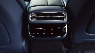 Genesis Electrified G80 - rear seats screen