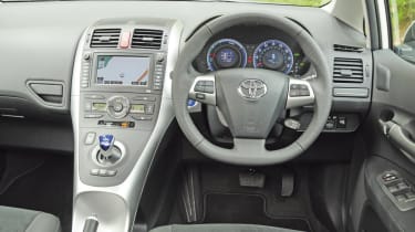 Toyota Auris HSD T4