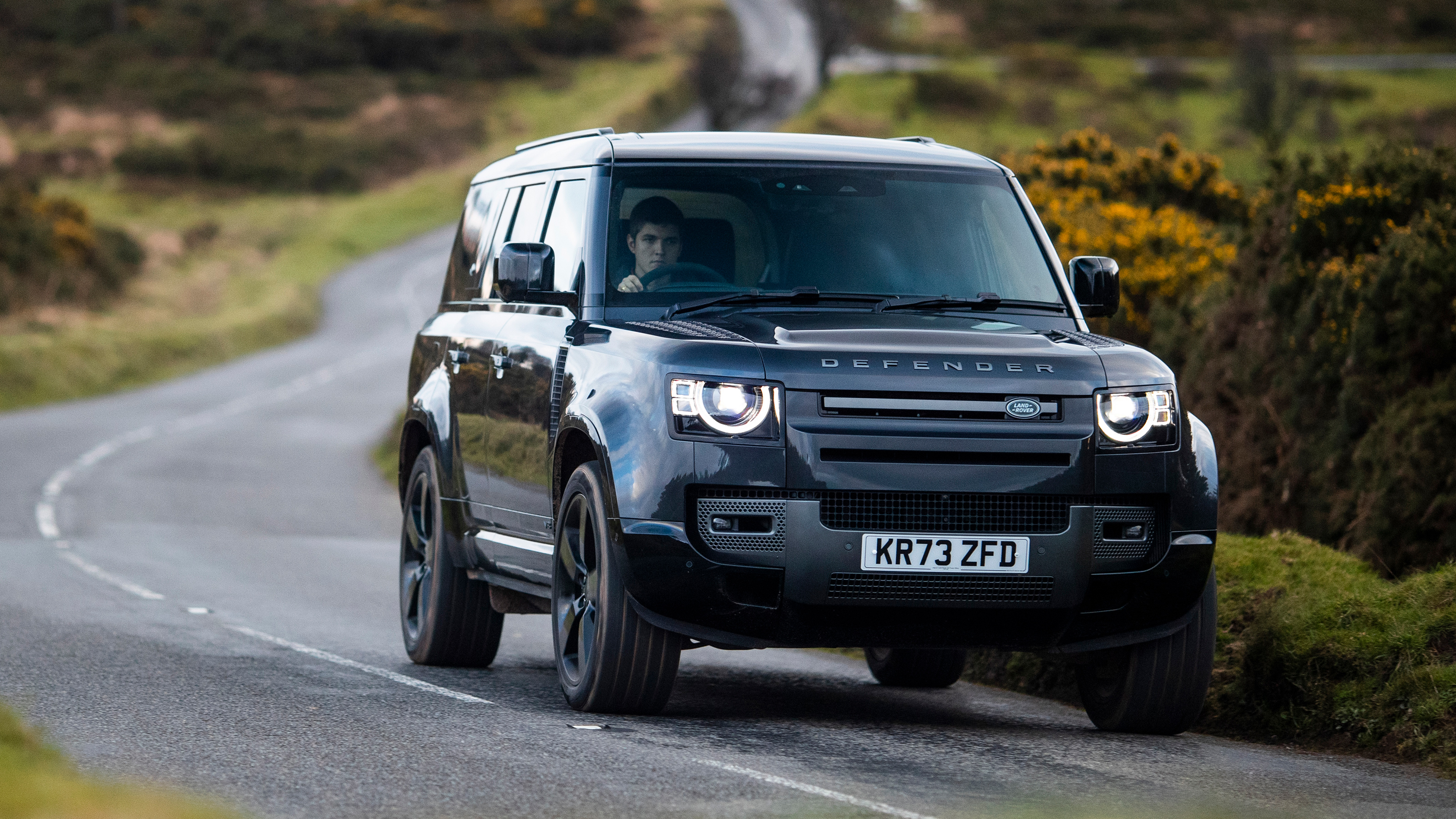 2022 Land Rover Defender 90 V8 Review: More Power, More Character