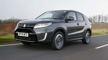 Suzuki Vitara - front tracking