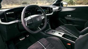 Vauxhall Mokka GSE 2025 - cabin