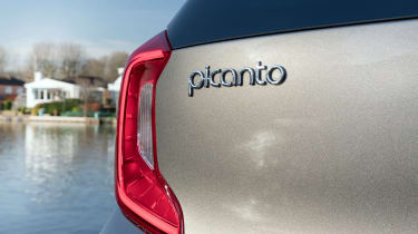 Kia Picanto X-Line - Picanto badge