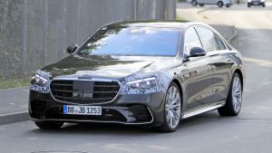 Mercedes%20S-Class%20spyshots-2.jpg