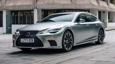 Lexus LS - front static