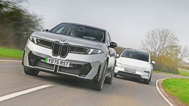 Premium electric SUV supertest - BMW and Tesla front tracking