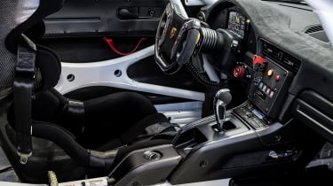 Porsche 911 GT2 RS Clubsport - interior 