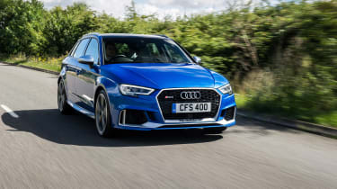 Audi RS 3 - front tracking