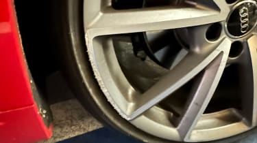 Audi TT Roadster Final Edition - damage to alloy wheel