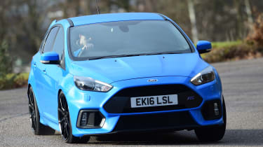 Ford Focus RS Mountune - front cornering