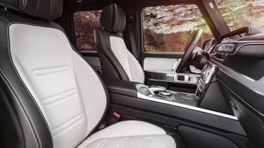 Mercedes G-Class - front seats