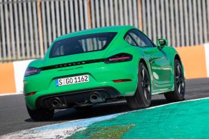 Porsche 718 Cayman GTS 4.0 - rear cornering