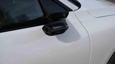 Audi S6 Avant e-tron - camera door mirror