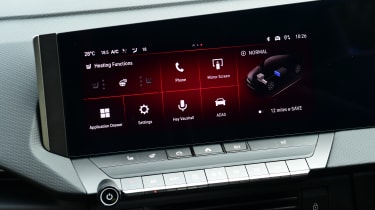 Vauxhall Astra Sports Tourer infotainment home screen