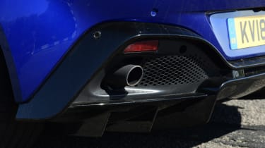 Aston Martin Vantage exhaust