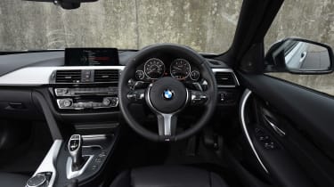 BMW 3 Series Touring - dash
