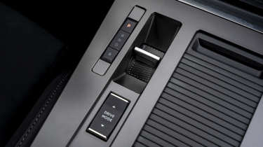 Vauxhall Astra facelift - centre console