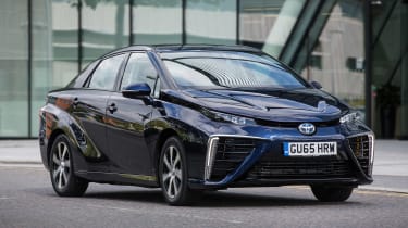 Toyota Mirai - front