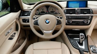 BMW 3 Series dash