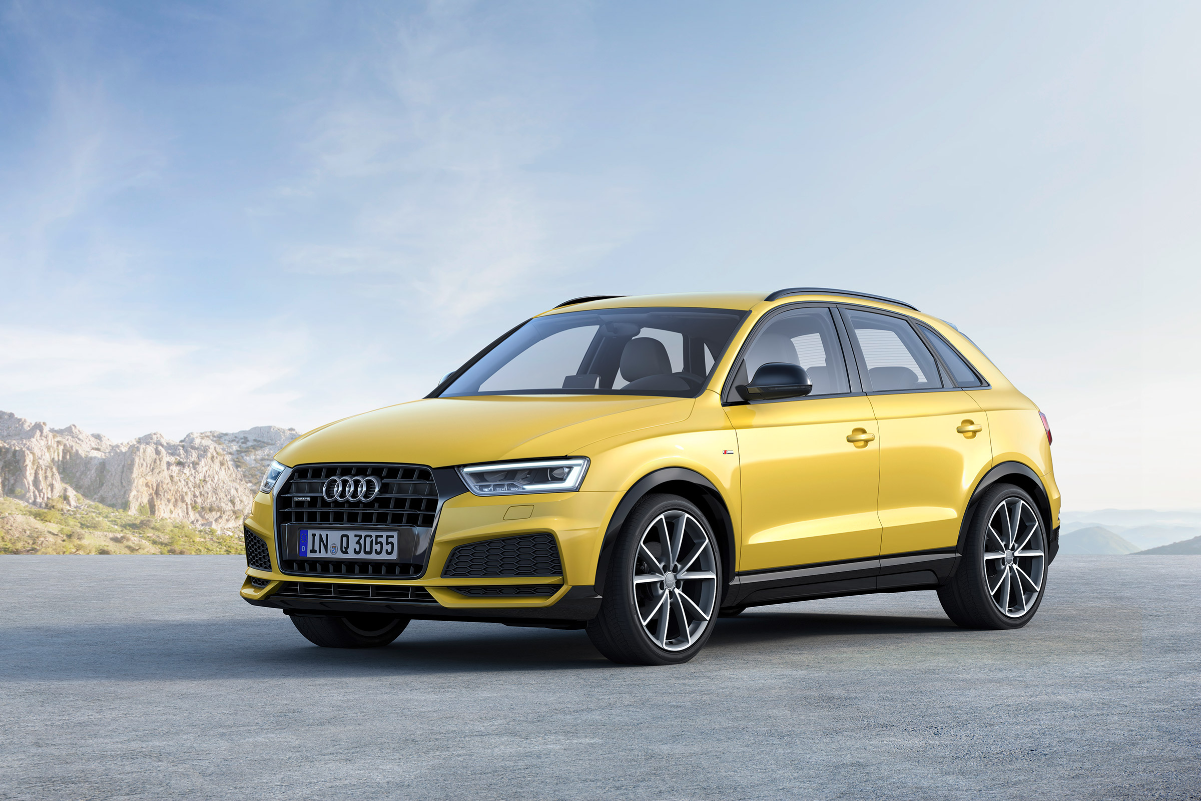 Audi q3 черная