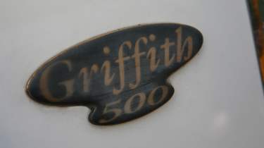 Used TVR Griffith - badge