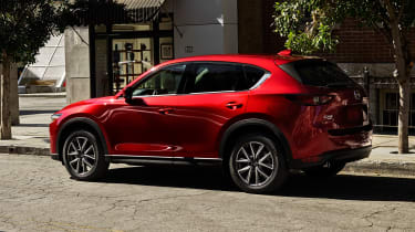 Mazda CX-5 LA Motor Show 2016 - rear quarter