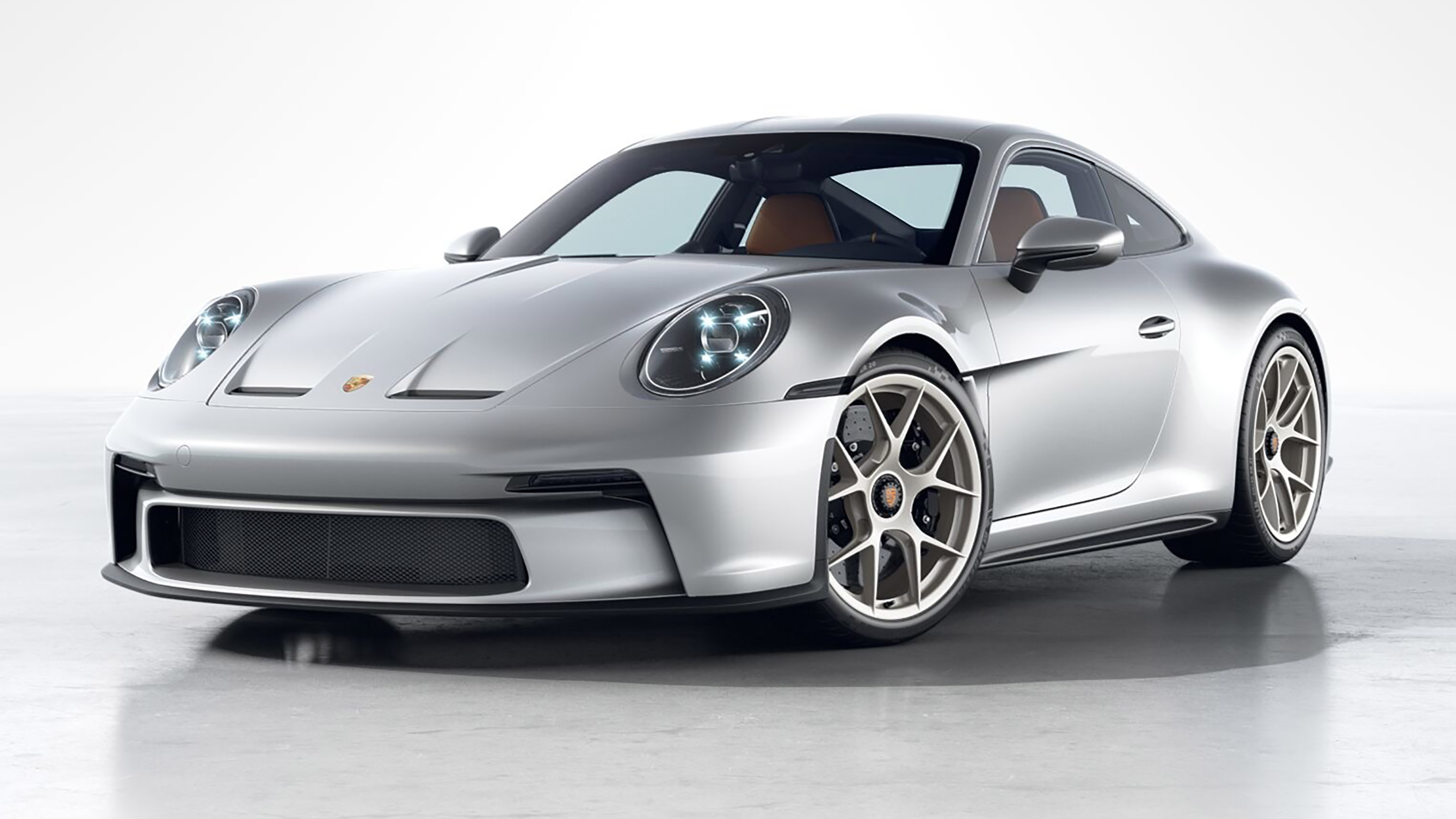 New Porsche 911 S/T: lightweight special arrives with GT3 RS engine and  manual gearbox