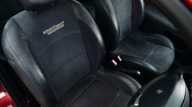 RenaultSport Clio 172 - front seats