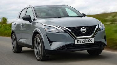 Nissan Qashqai - front tracking