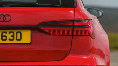 Audi RS 6 Avant - rear light detail