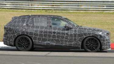 BMW X5 - side profile nurburgring