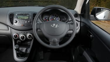 Hyundai i10 1.2 Style interior
