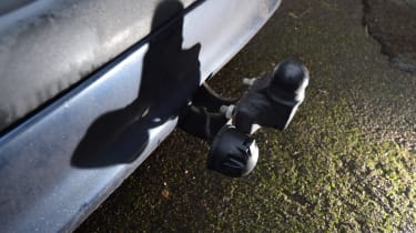 Used Toyota Avensis tow bar