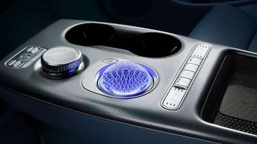 Genesis GV60 - centre console