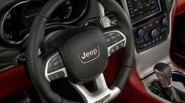 Jeep Grand Cherokee Trackhawk - steering wheel