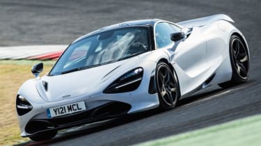 Best performance cars 2017/2018 - McLaren 720S
