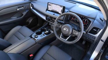 Nissan X-Trail - dashboard