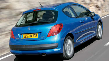Rear view of Peugeot 207