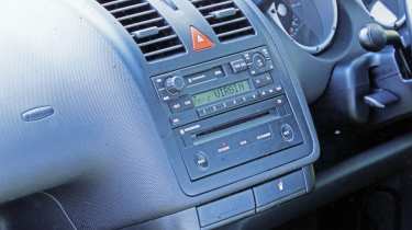 Used Volkswagen Lupo - centre console