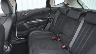Chrysler Delta rear seats