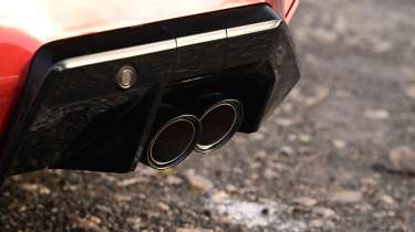 BMW M5 - exhaust