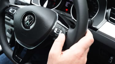 Long-term test review Volkswagen Passat Estate - steering wheel
